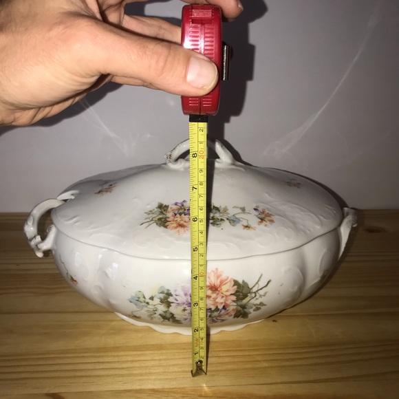 Vintage porcelain casserole dish - Picture 7 of 8